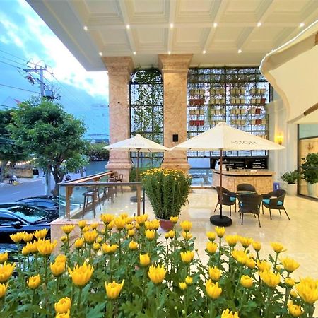 Aston Nha Trang City Hotel Esterno foto