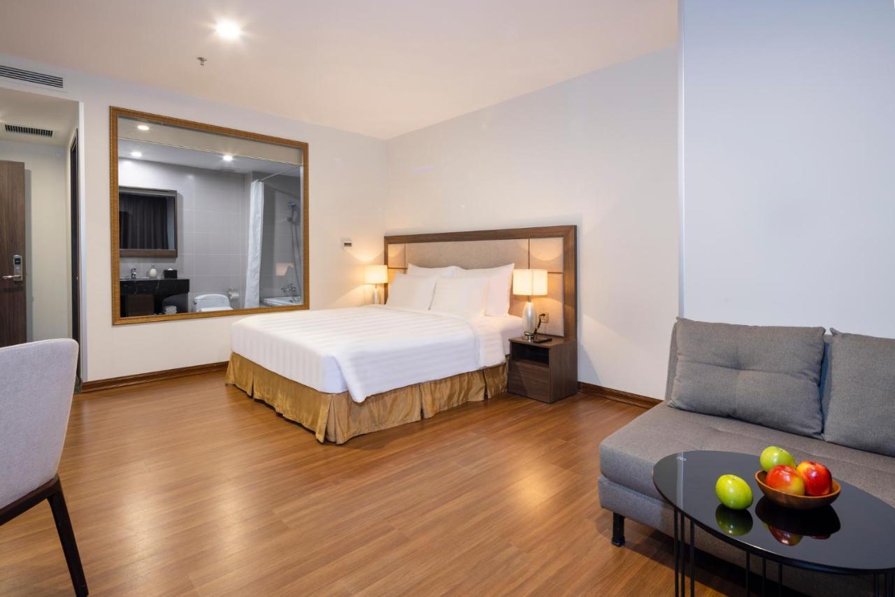 Aston Nha Trang City Hotel Esterno foto