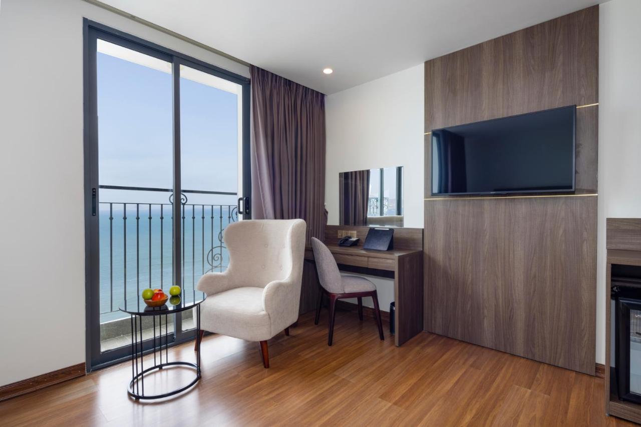 Aston Nha Trang City Hotel Esterno foto