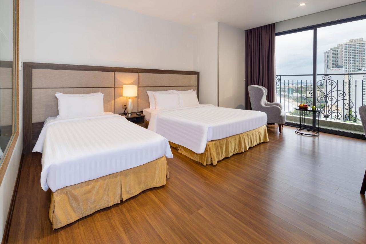 Aston Nha Trang City Hotel Esterno foto