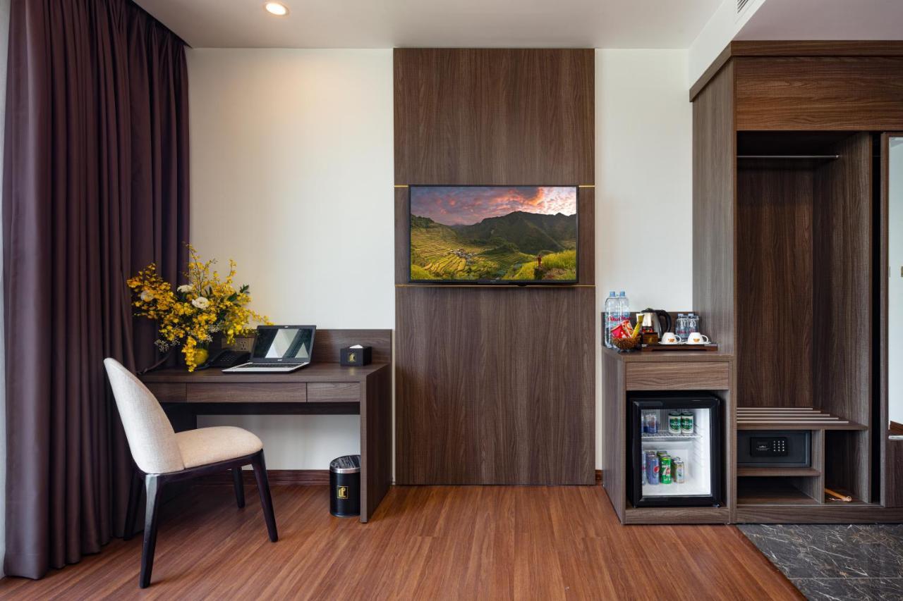 Aston Nha Trang City Hotel Esterno foto