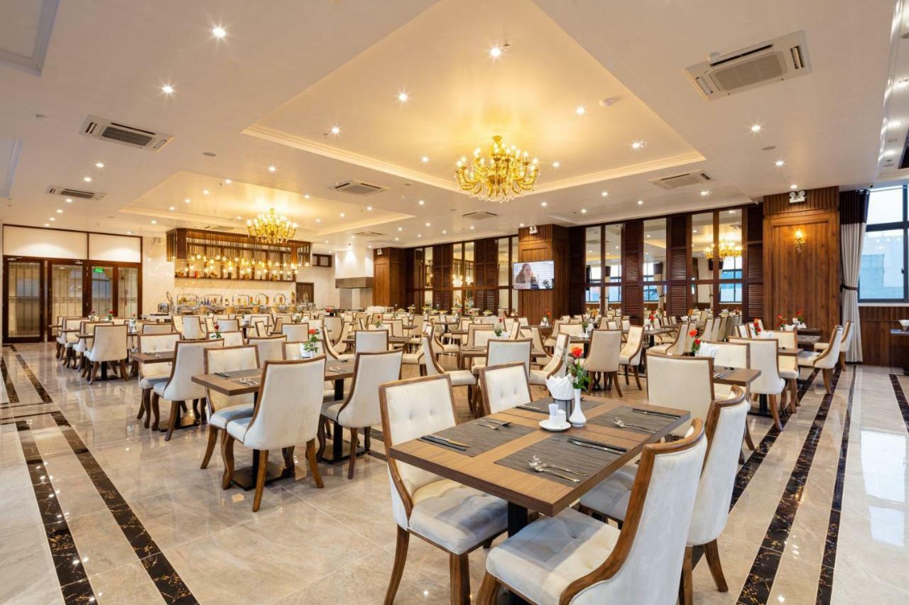 Aston Nha Trang City Hotel Esterno foto
